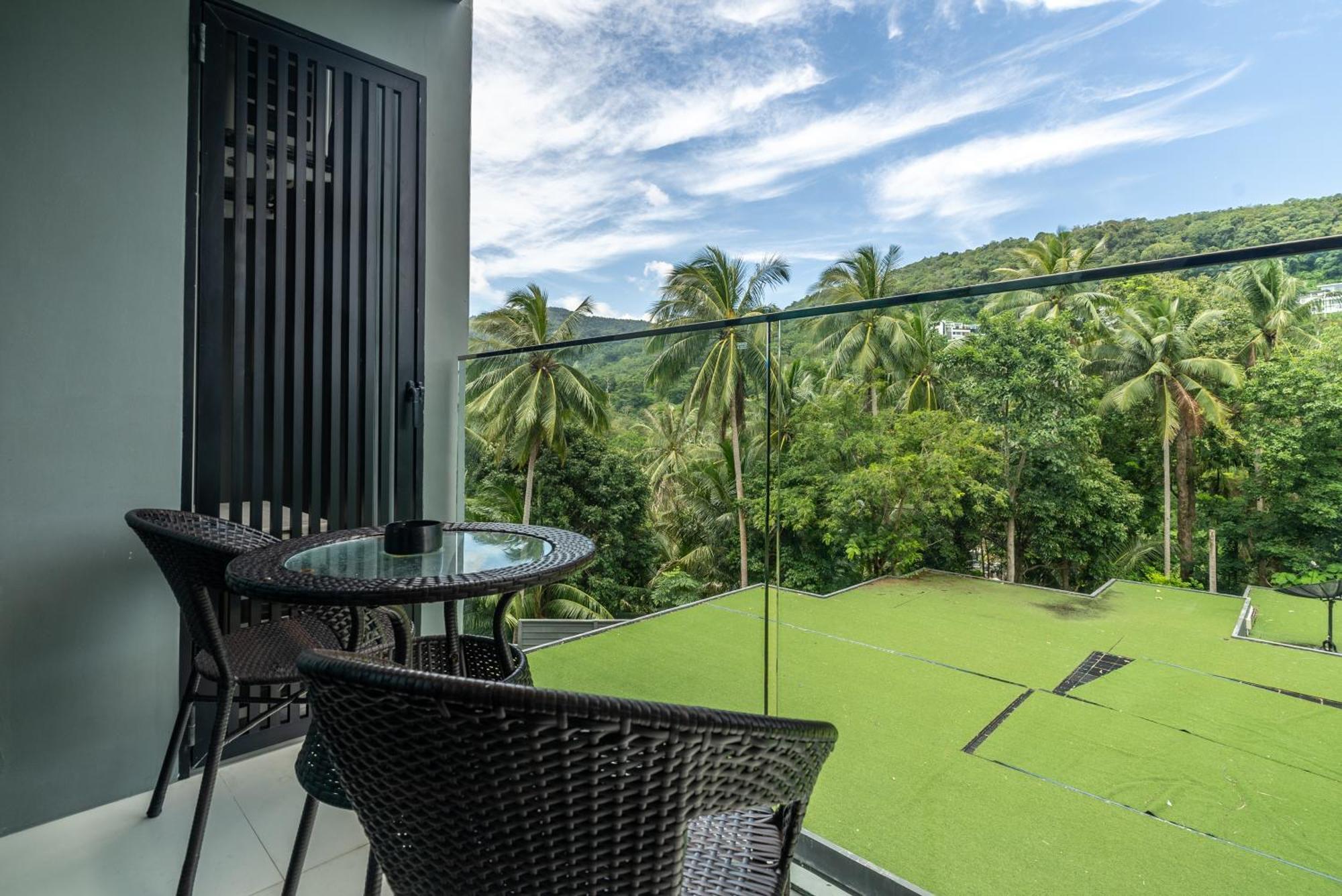 Panora Condo By Villacarte Praia de Surin Exterior foto